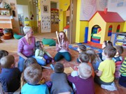 Hudební nástroje a písničky ve školce